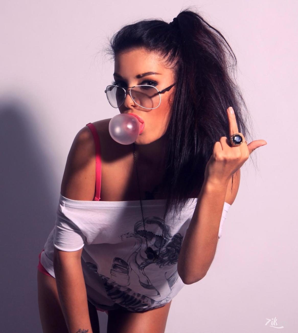 Sassy girls in Shuancheng