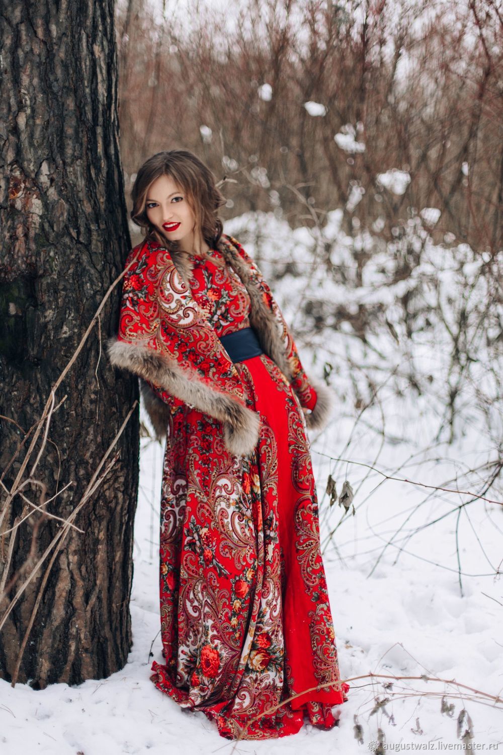 Photo Girls in Slavic costumes in Shuancheng